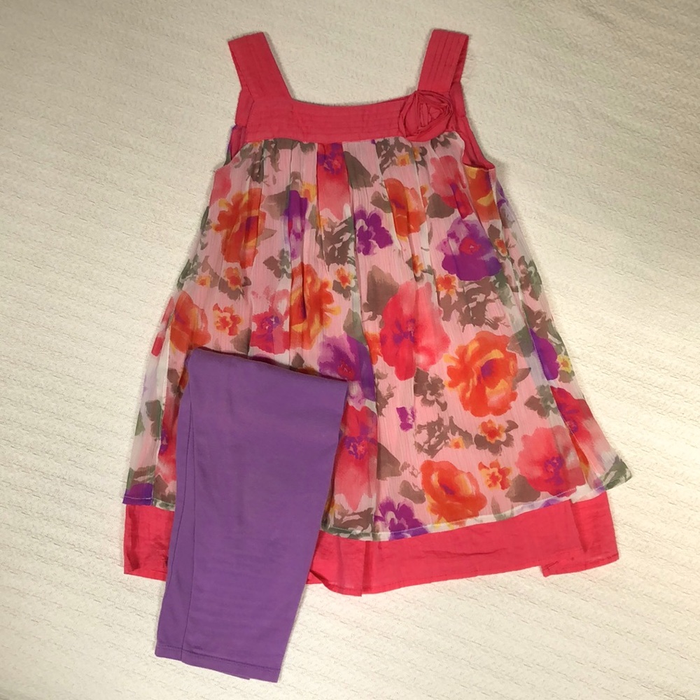 Little girls floral jumper and matching Capri leggings. Greendog size 6